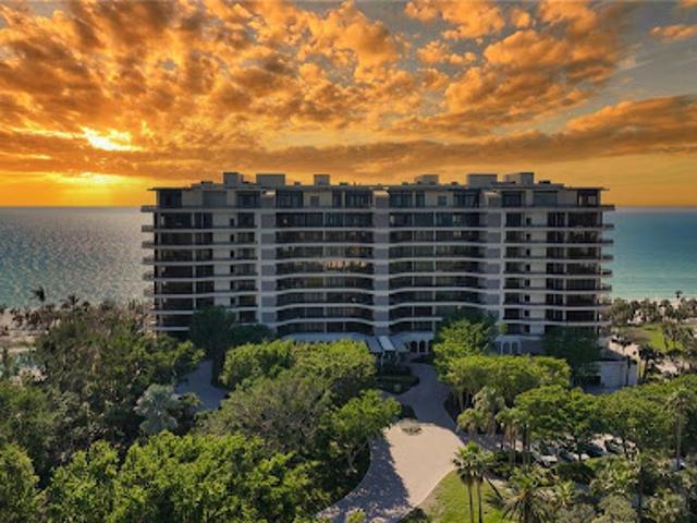 Apartment for sale in Longboat Key, Florida