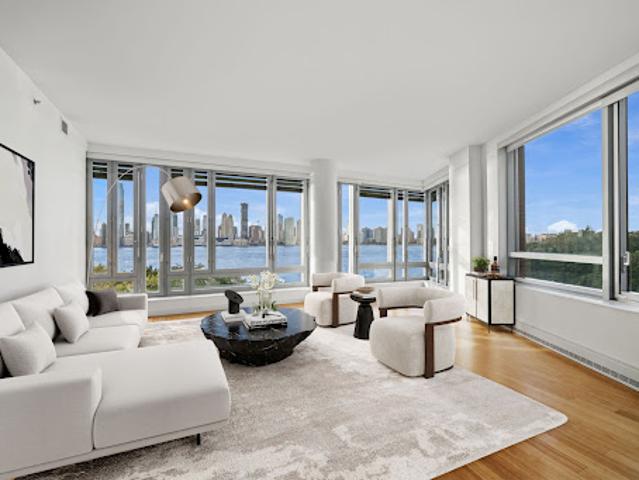 Apartment for sale in New York, Arverne