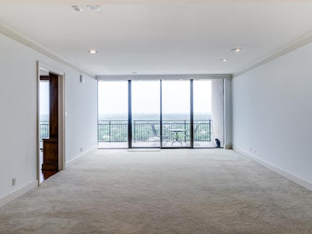 Apartment for sale in Dallas