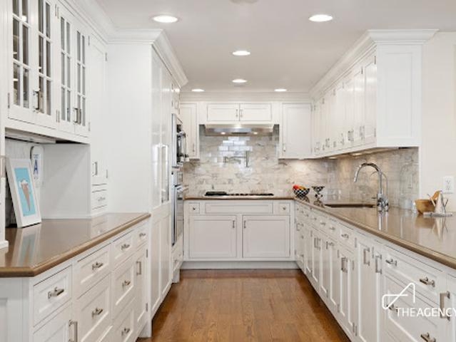 Apartment for sale in Arverne, New York