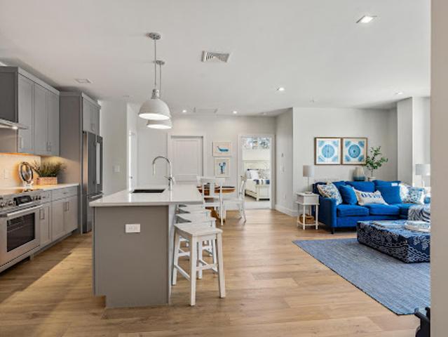 Apartment for sale in Falmouth, Maine