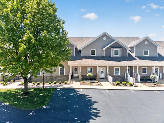 Apartment for sale in Syracuse, Indiana