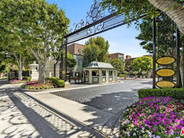Apartment for sale in Los Angeles Apartment for sale in Los Angeles