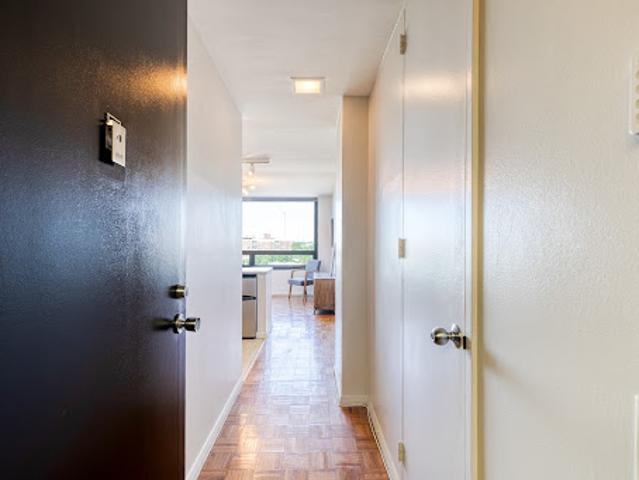Apartment for sale in Gibsonton, Maryland