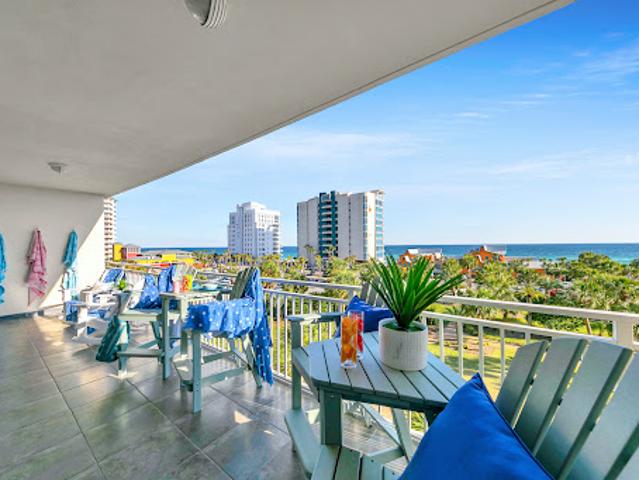 Apartment for sale in Destin, Florida