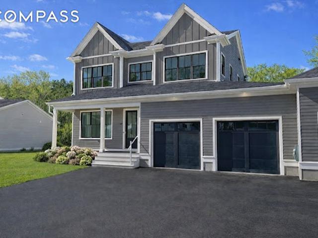 Apartment for sale in Framingham, Massachusetts