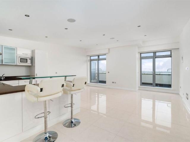 Apartment to rent in Carrickmines, North Tipperary