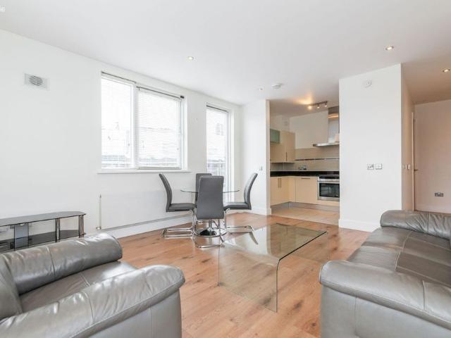 Apartment to rent in Bluebell, North Tipperary