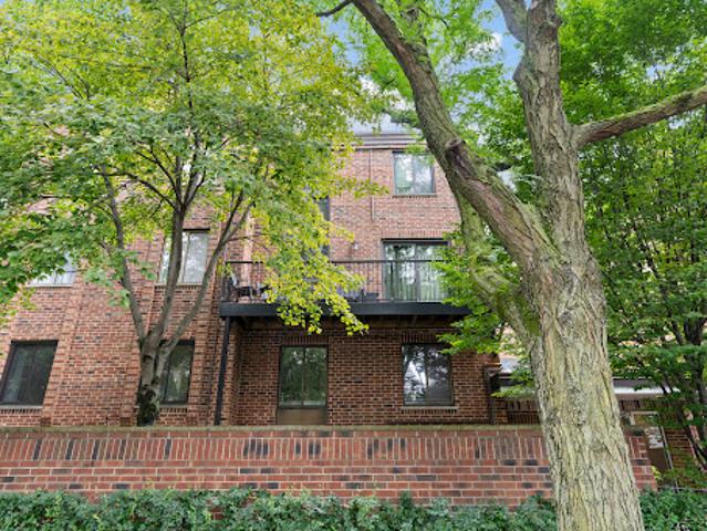 Apartment for sale in Chicago, Cook County