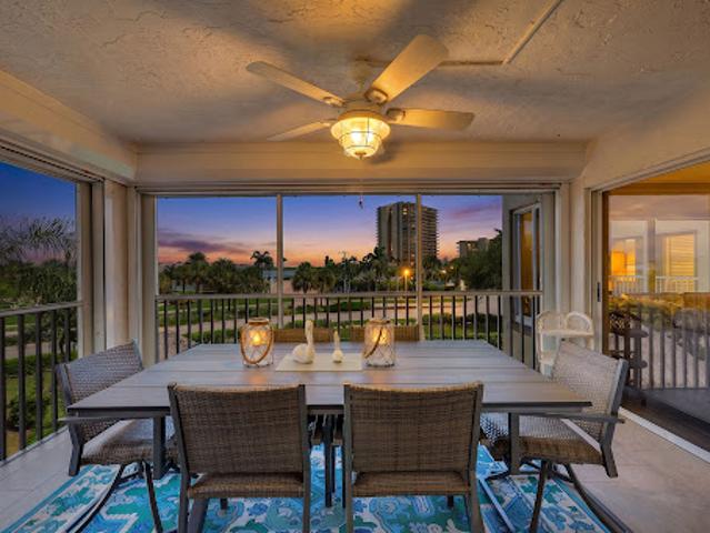 Apartment for sale in Marco Island, Florida