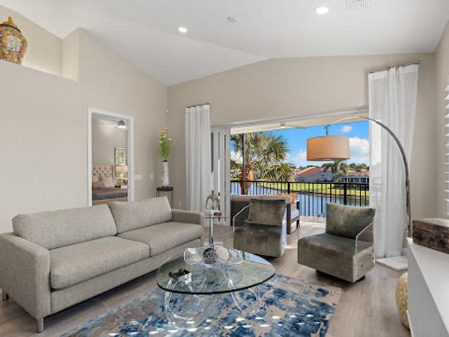 Apartment for sale in Naples, Florida