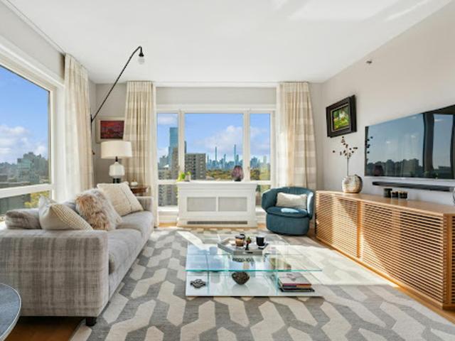 Apartment for sale in Arverne, New York