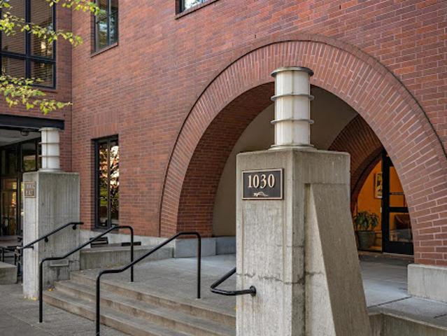 Apartment for sale in Oregonia