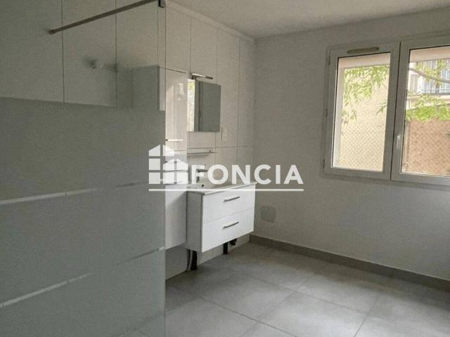 Appartement location à Centre Commercial La Plaine, Gardanne