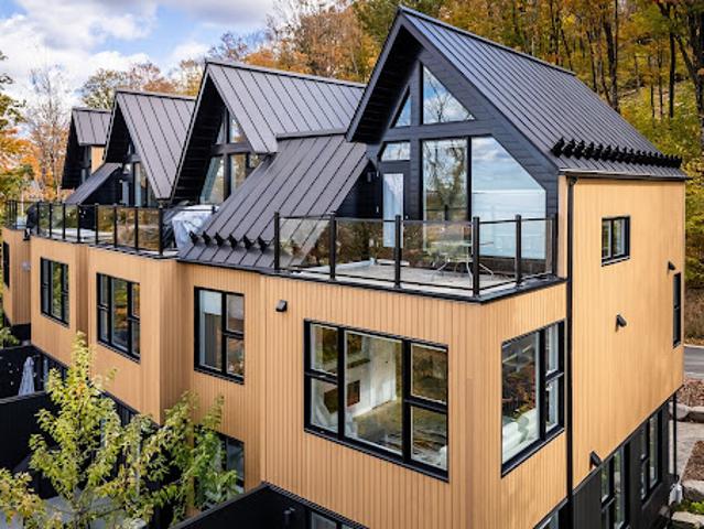 Apartment for sale in Bromont, Quebec