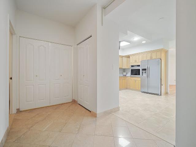 Apartment for sale in West Orange, New Jersey