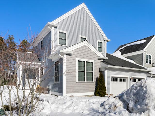 Apartment for sale in Manomet, Massachusetts