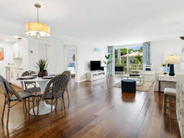 Apartment for sale in Palm Beach