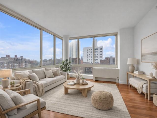Apartment for sale in Queens, Arverne