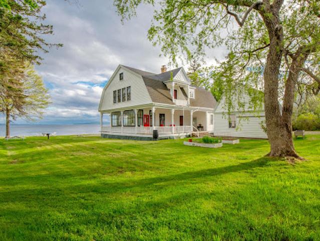 Apartment for sale in Waldo, Maine