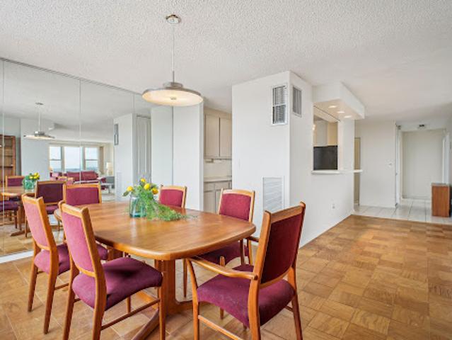 Apartment for sale in Fort Lee