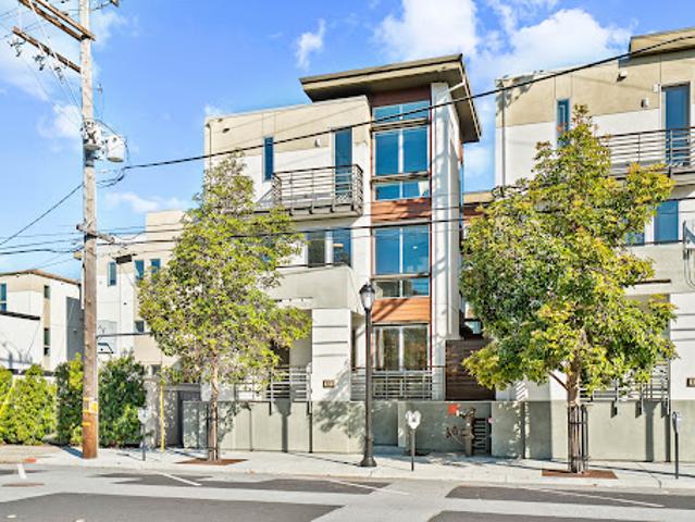 Apartment for sale in San Mateo, California