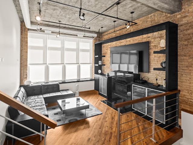 Apartment for sale in Evanston, Illinois
