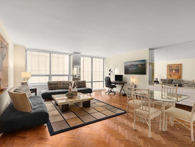 Apartment for sale in Arverne, New York