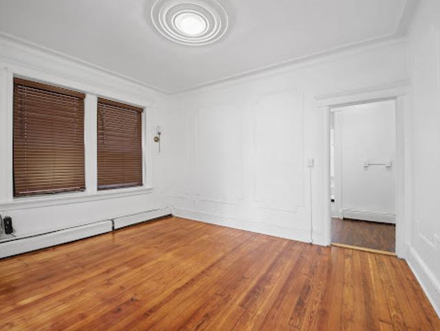 Apartment for sale in Hudson, New Jersey