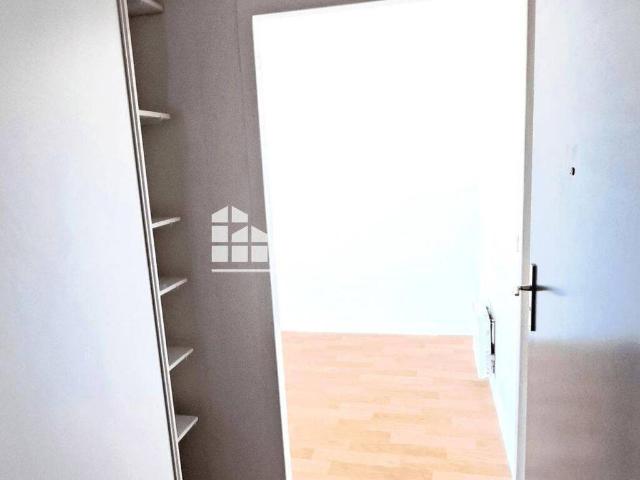 Studio location à Verneuil-sur-Seine, Yvelines