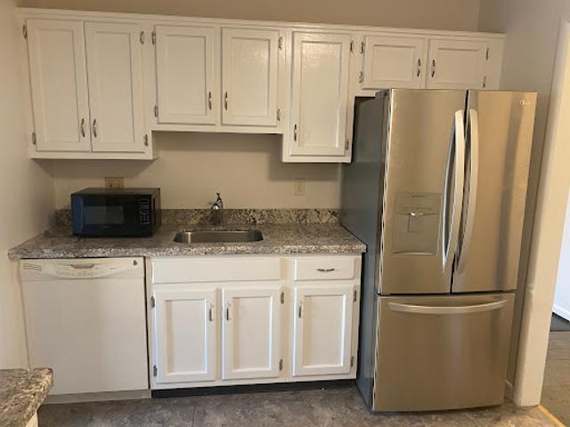 Apartment for sale in Danbury, Connecticut