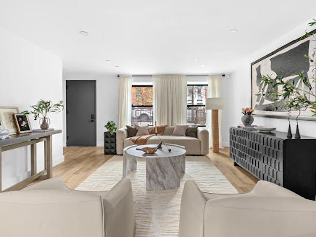 Apartment for sale in Arverne, New York