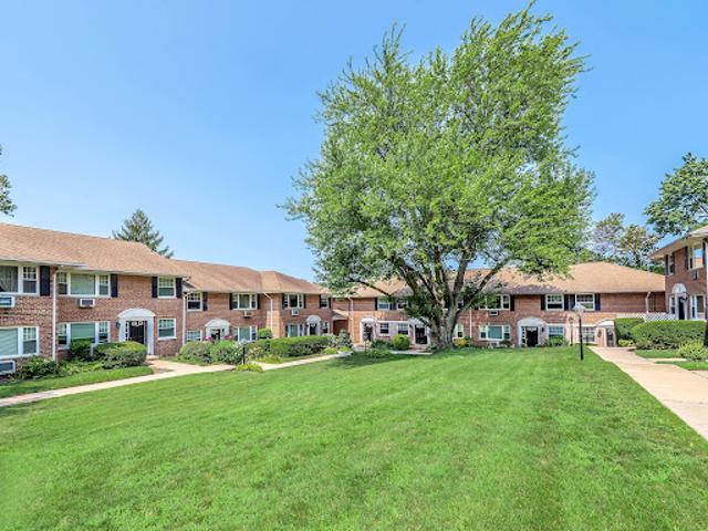 Apartment for sale in Nassau, New York