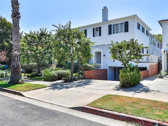 Apartment for sale in Santa Monica, California