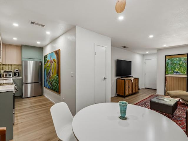 Apartment for sale in Palm Springs, Riverside County