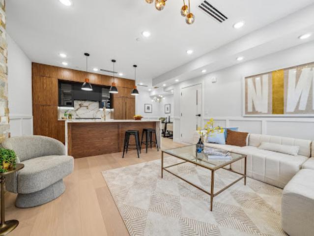 Apartment for sale in Hudson, New Jersey