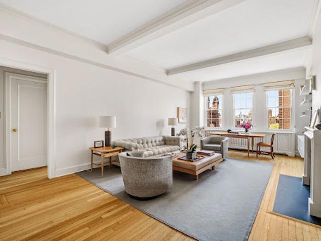 Apartment for sale in Arverne, New York