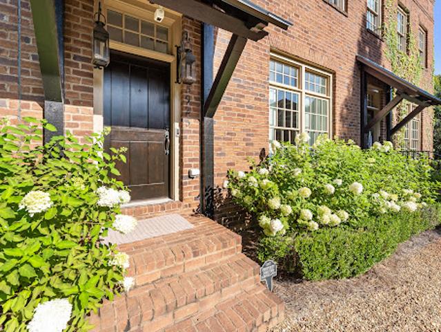 Apartment for sale in Cumming, Georgia