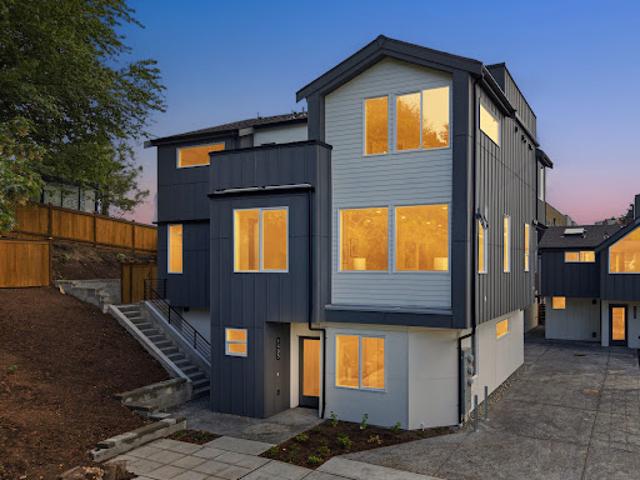 Apartment for sale in Seattle, Washington