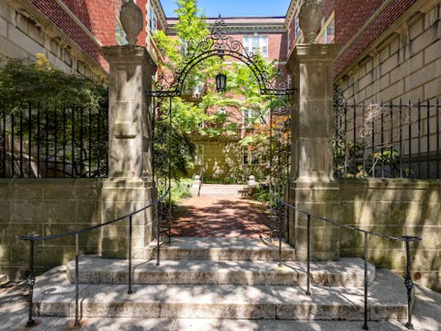 Apartment for sale in Cambridge, Massachusetts