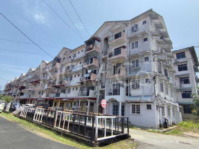 Apartment for sale in Malaka