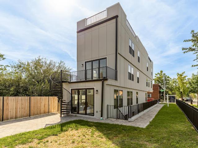 Apartment for sale in Washington