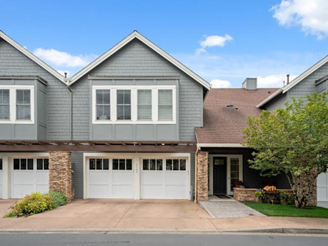 Apartment for sale in Camas Apartment for sale in Camas