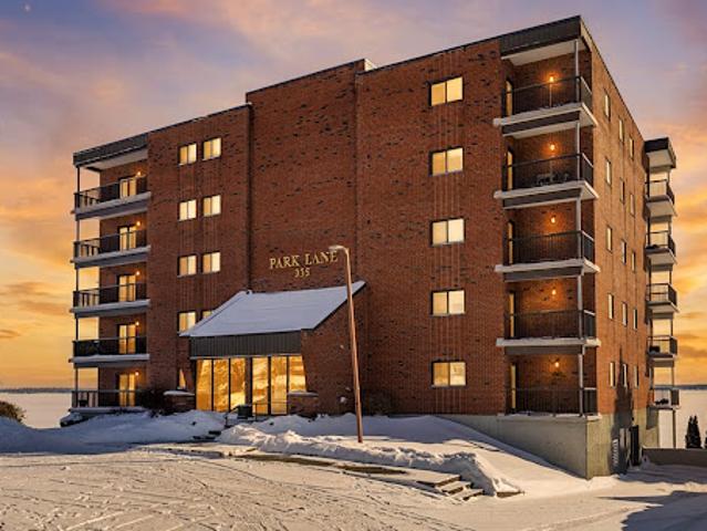 Apartment for sale in Gananoque, Ontario