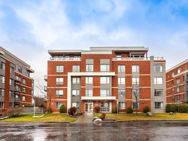 Apartment for sale in Saint-lambert, Quebec