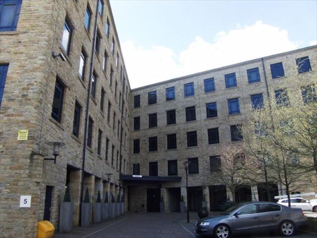 Apartment for rent in Huddersfield, West Yorkshire