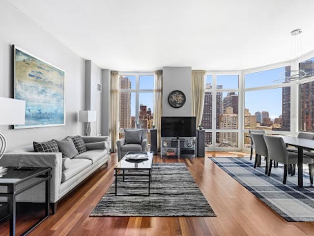 Apartment for sale in Arverne, New York
