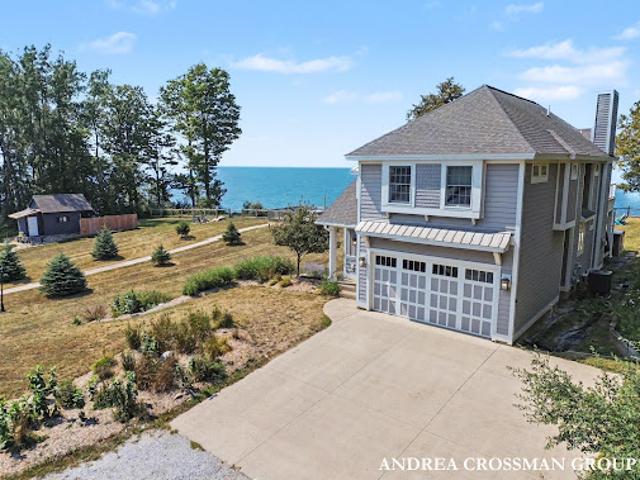 Apartment for sale in Ludington, Mason County