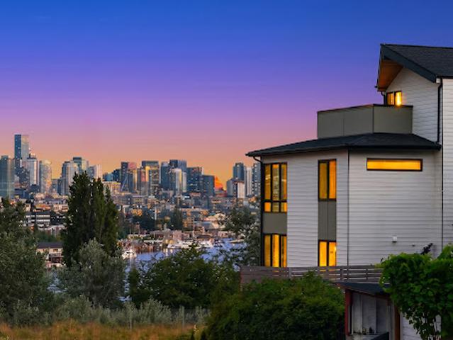 Apartment for sale in Seattle, Washington