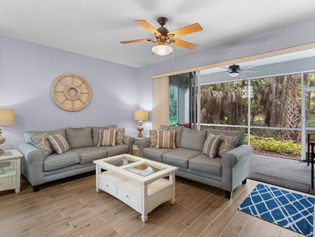 Apartment for sale in Naples, Florida